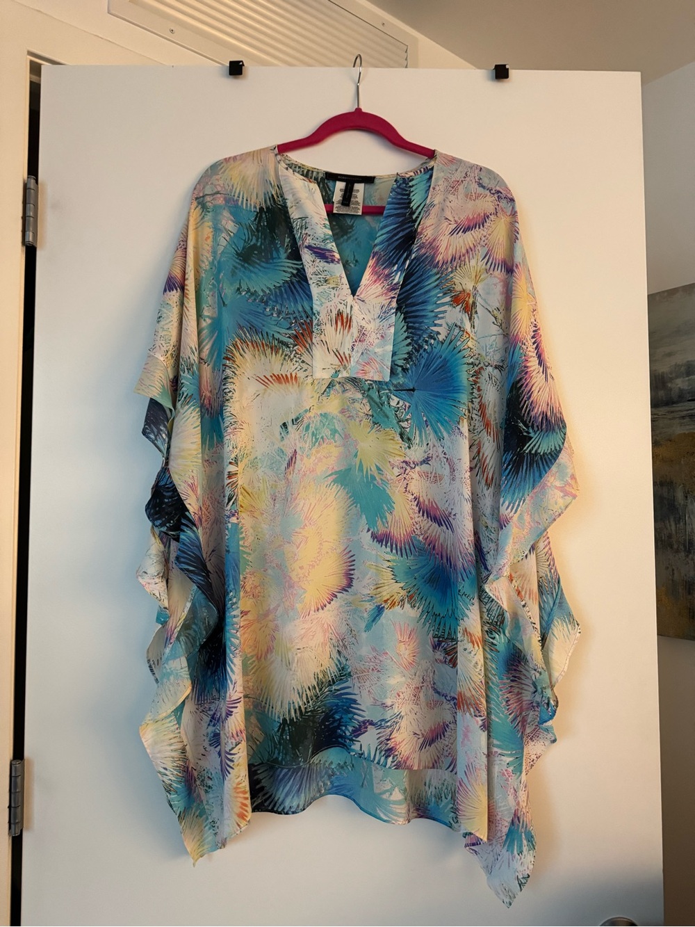 BCBGMaxAzria Multi-Color V-Neck Palm-Print Dress